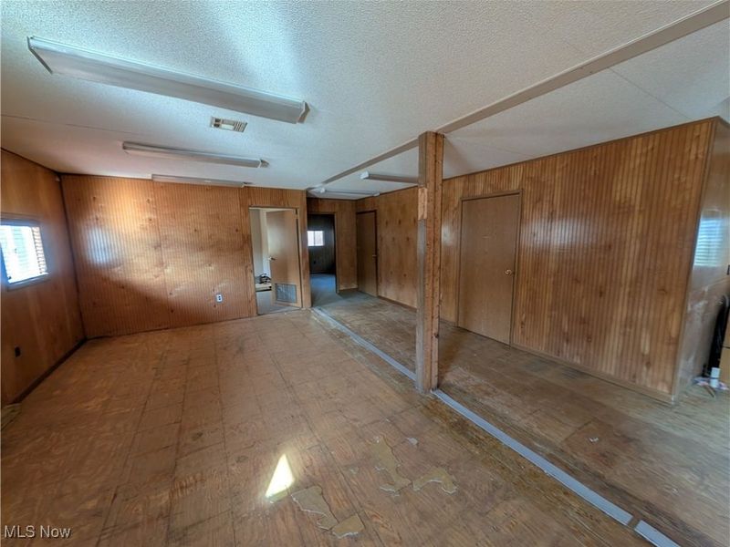 1054 Bergholz Road SE, Mechanicstown, OH 43908 Photo 11