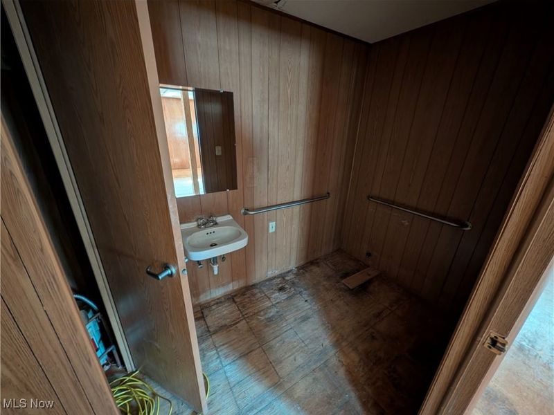 1054 Bergholz Road SE, Mechanicstown, OH 43908 Photo 15