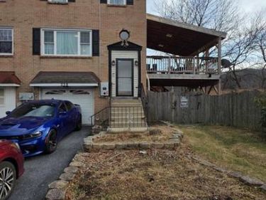 238 VISTA DRIVE, EASTON, PA 18042