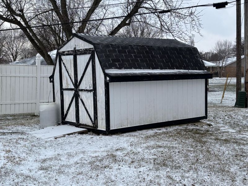 820 Mary Lane, Coldwater, OH 45828 Photo 7