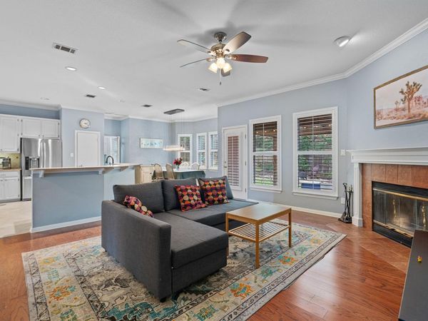 10648 Floral Park DR, Austin, TX 78759