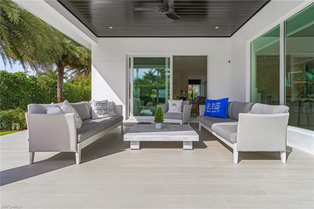 1218 14th Ave N, Naples, FL 34102 Photo