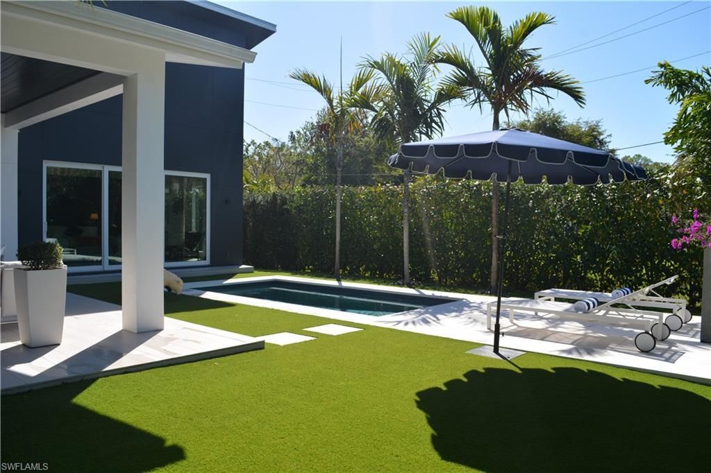 1218 14th Ave N, Naples, FL 34102 Photo