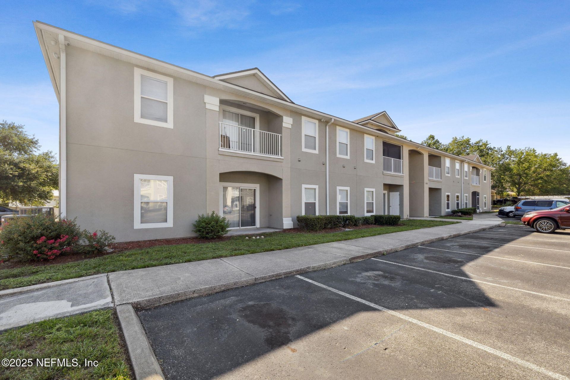 5050 Playpen Drive, Unit 4-7, Jacksonville, FL 32210 Main Photo