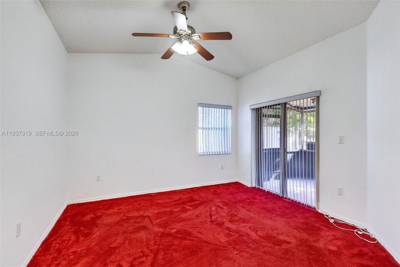 1306 NW 125th Ter, Sunrise, FL 33323 Photo