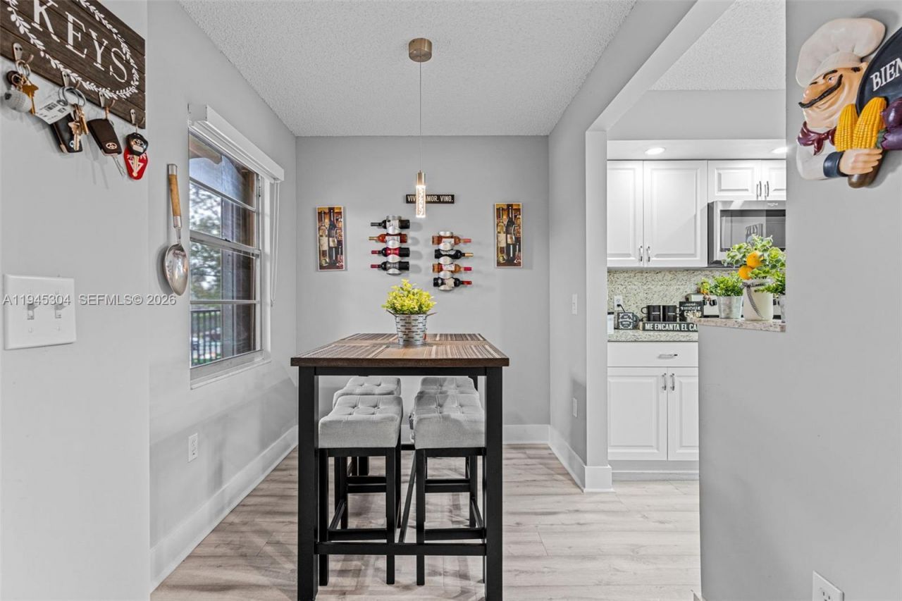 13355 SW 16th Ct, Unit 211E, Pembroke Pines, FL 33027 Photo