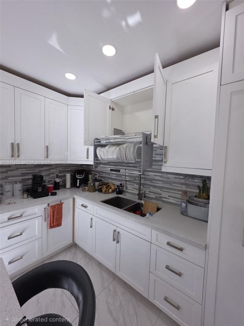 8544 NW 140th Ter, Unit 1003, Miami Lakes, FL 33016 Photo