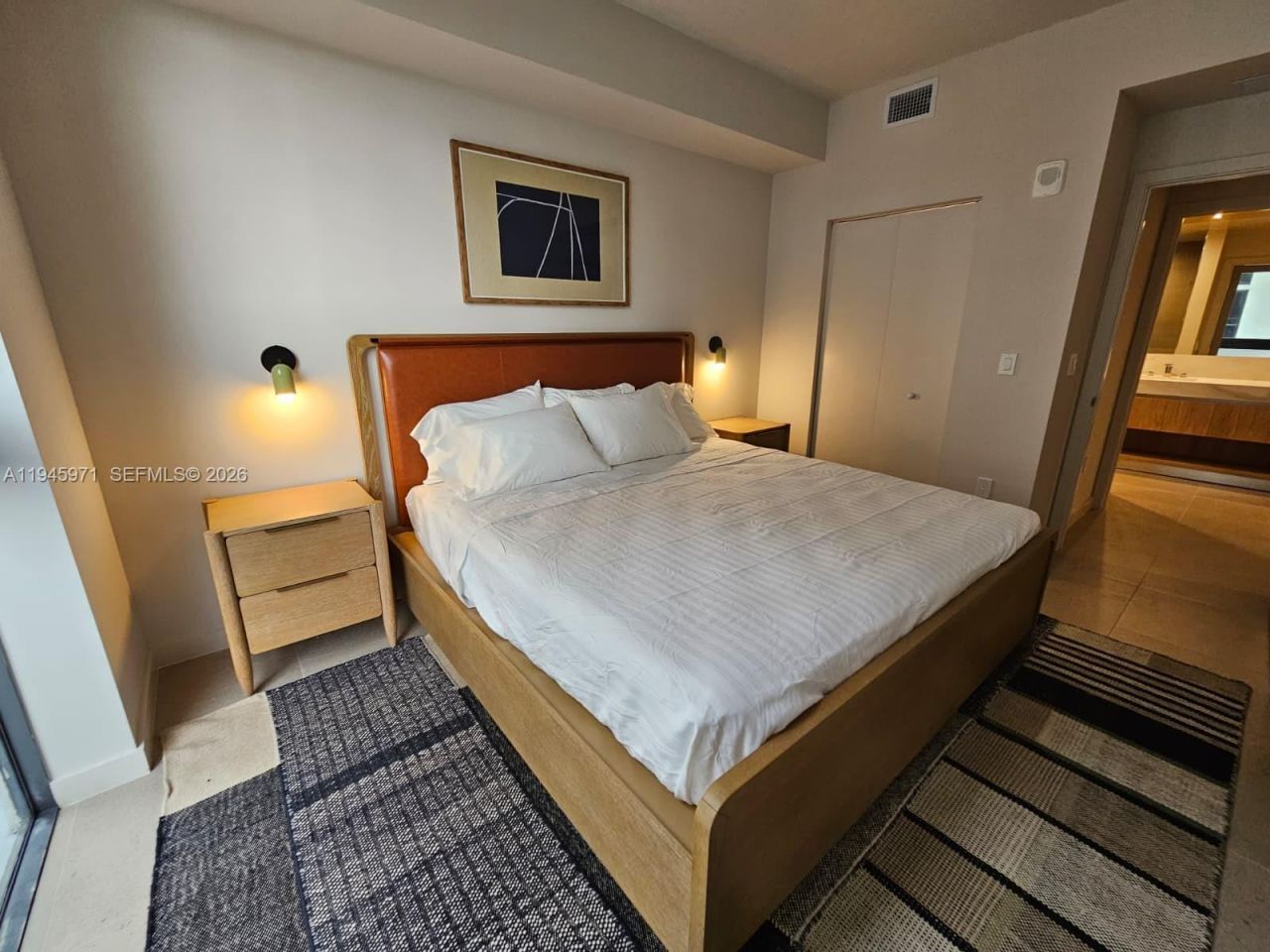 11 NE 6th St , Unit 211, Miami, FL 33132 Photo