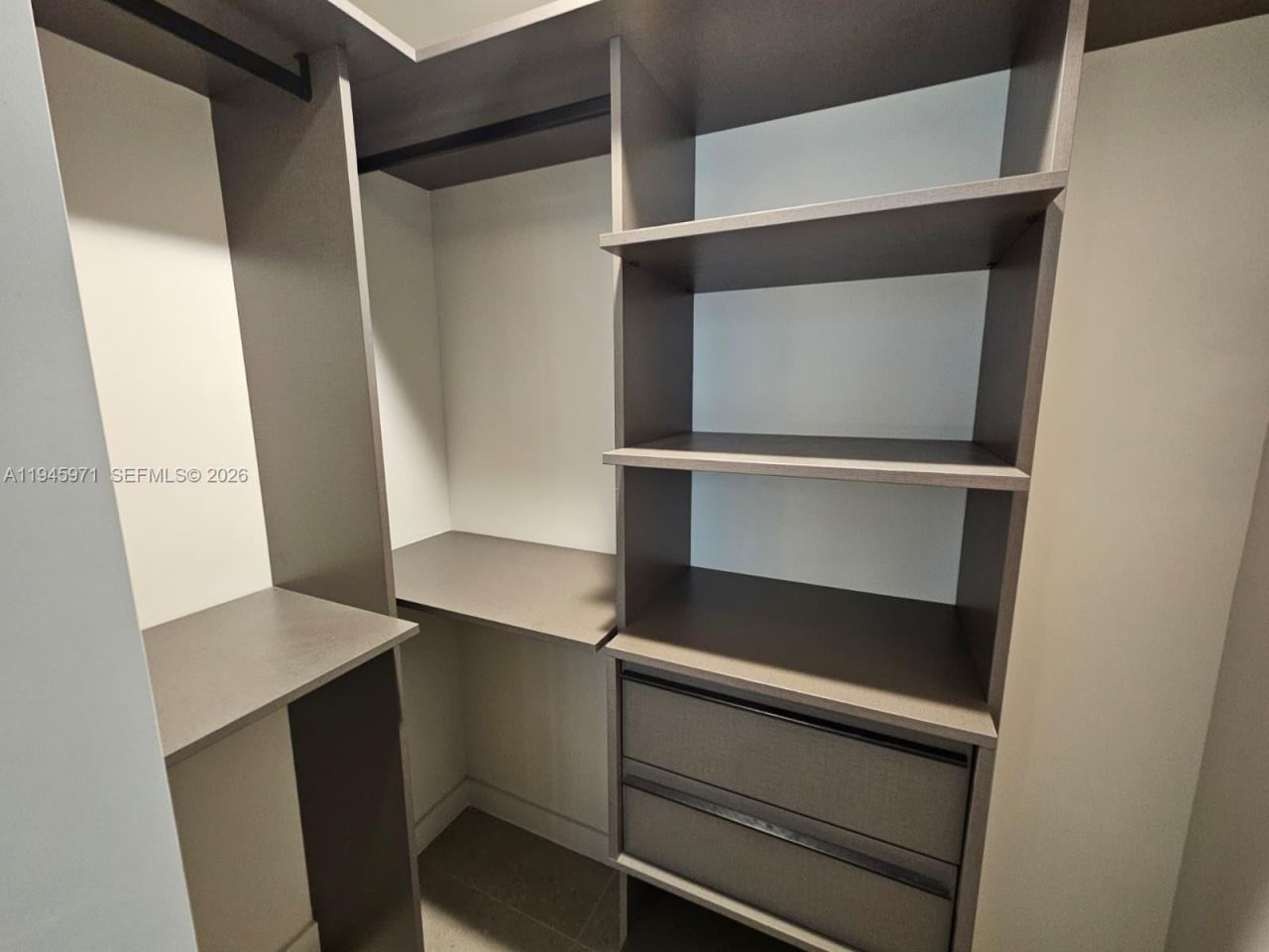 11 NE 6th St , Unit 211, Miami, FL 33132 Photo