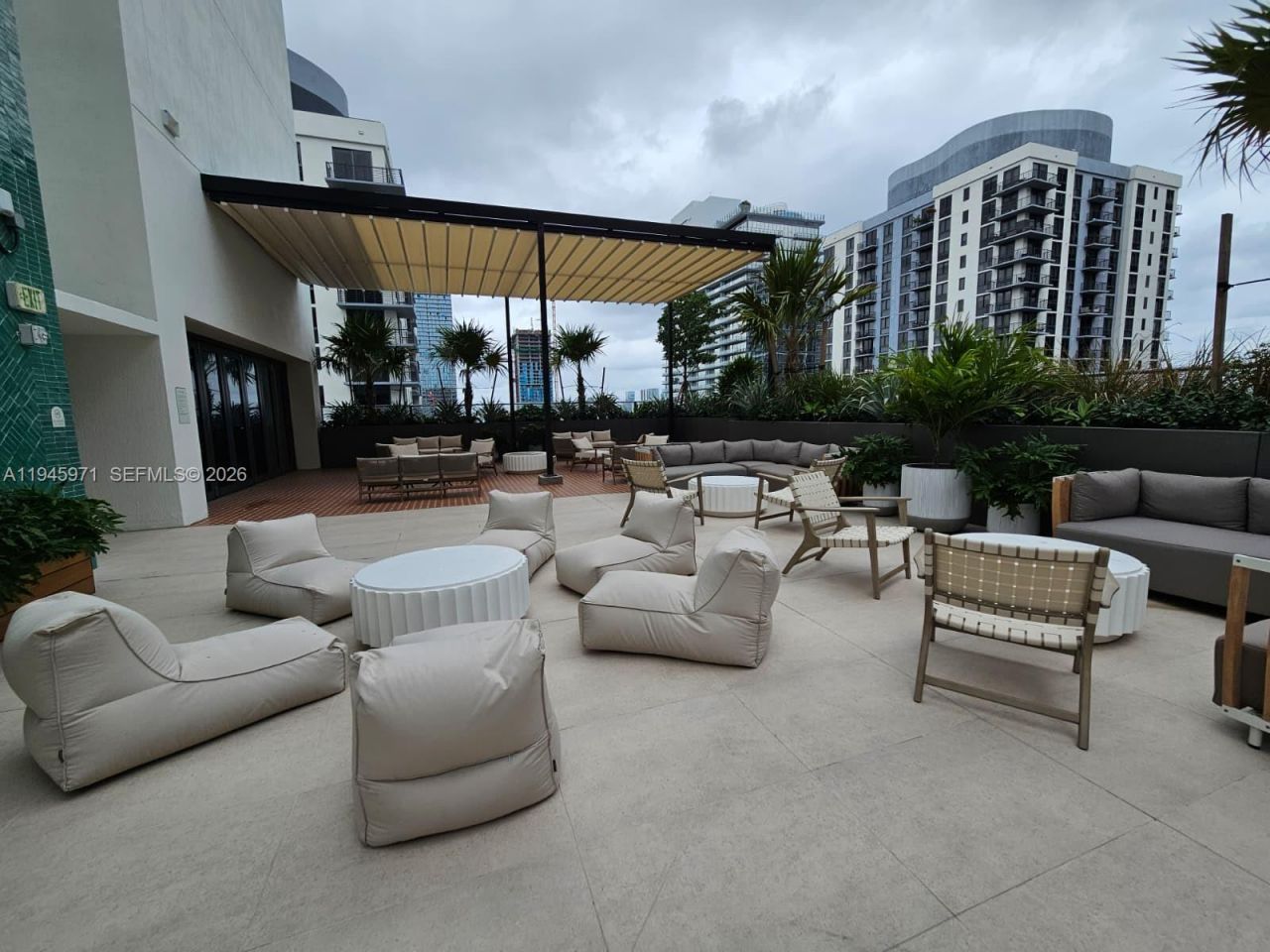 11 NE 6th St , Unit 211, Miami, FL 33132 Photo