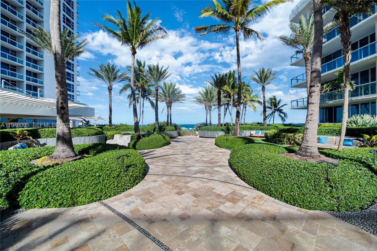 6799 Collins Ave , Unit LPH01 & LP, Miami Beach, FL 33141 Photo