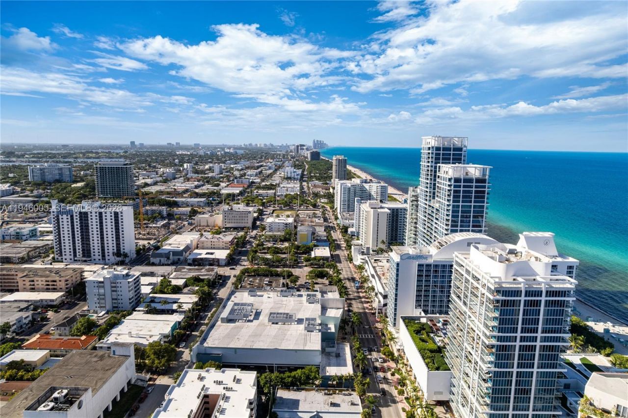 6799 Collins Ave , Unit LPH01 & LP, Miami Beach, FL 33141 Photo