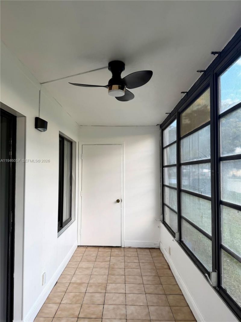 9920 NW 68th Pl, Unit 110, Tamarac, FL 33321 Photo