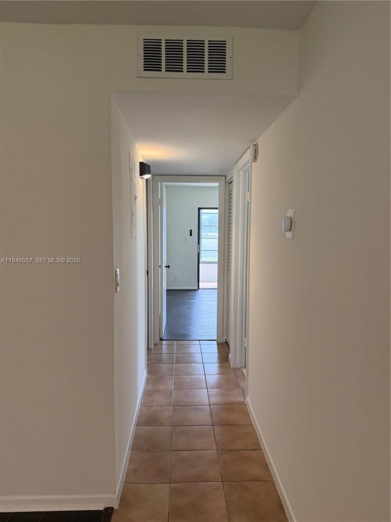 9920 NW 68th Pl, Unit 110, Tamarac, FL 33321 Photo