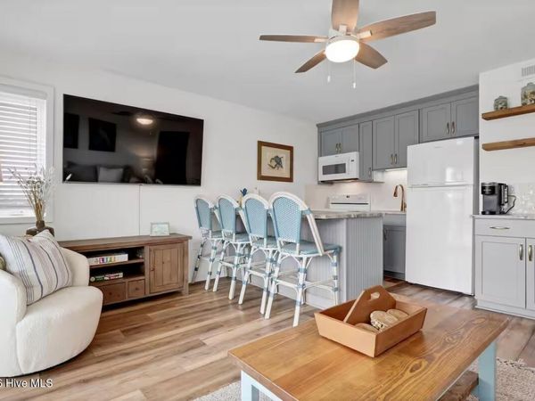 15 Nathan Street, Unit 104, Wrightsville Beach, NC 28480