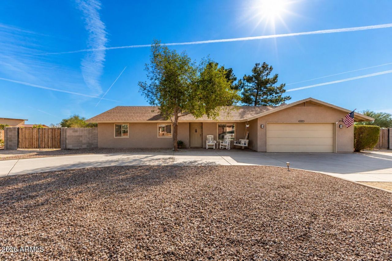 2421 S 221st Avenue, Buckeye, AZ 85326 Main Photo