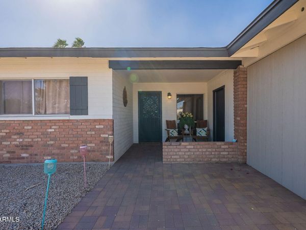 3015 E DAHLIA Drive, Phoenix, AZ 85032