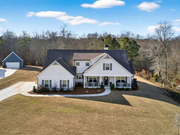 295 Walden Pond Trail, Senoia, GA 30276