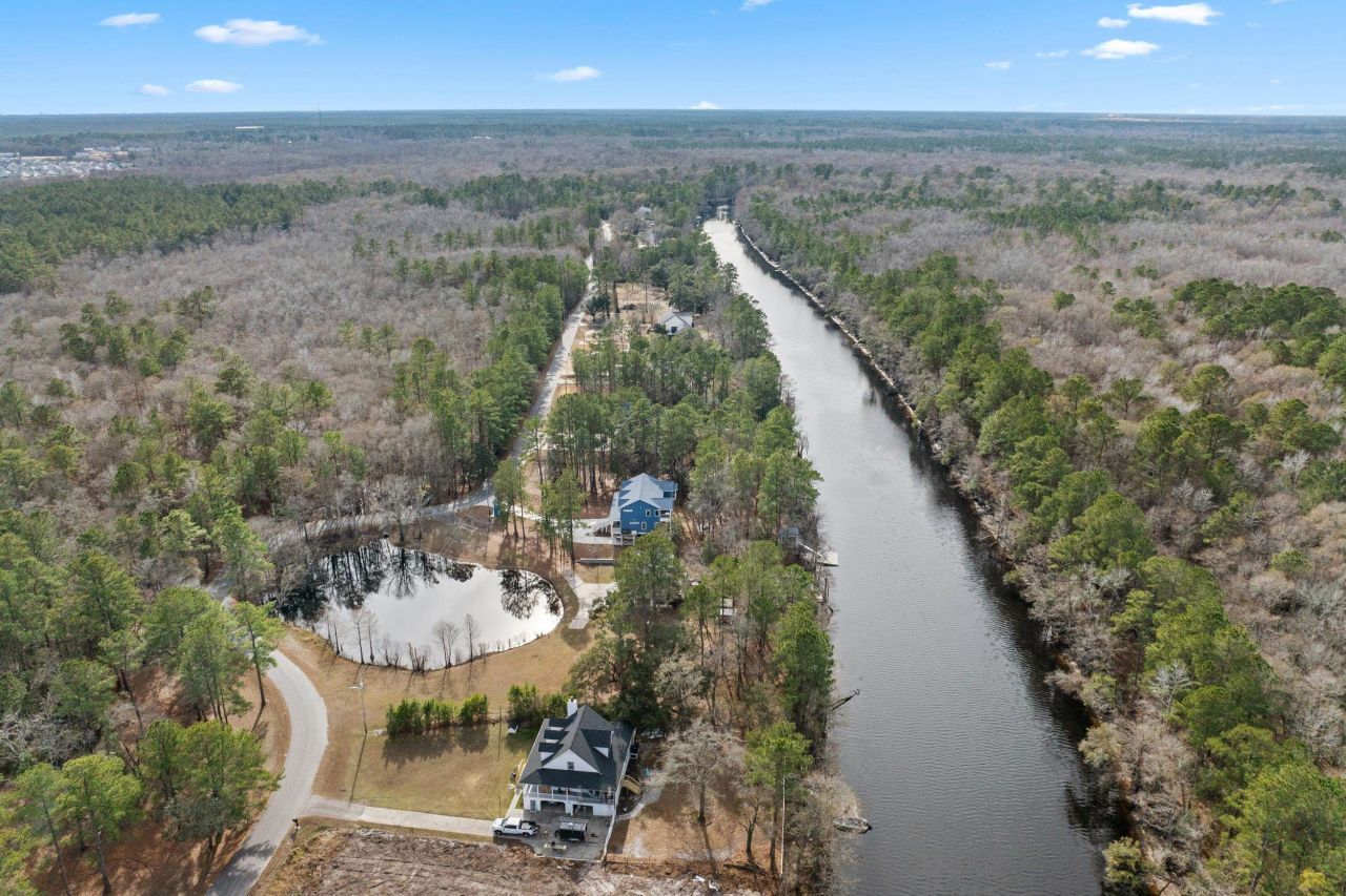 1810 Gray Oaks Dr. Photo 20