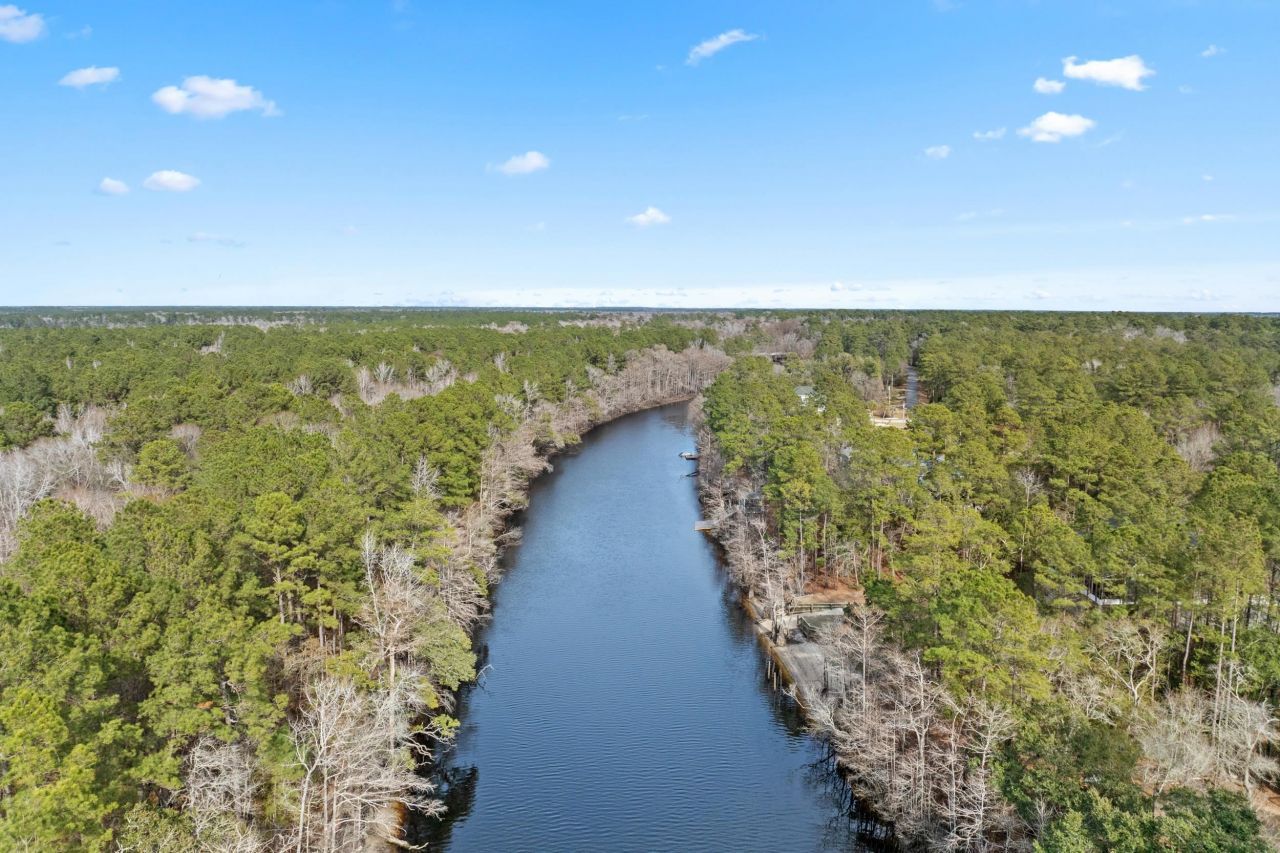 1810 Gray Oaks Dr. Photo 27