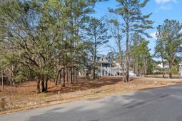 1810 Gray Oaks Dr. photo 4