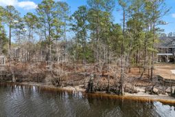 1810 Gray Oaks Dr. photo 4