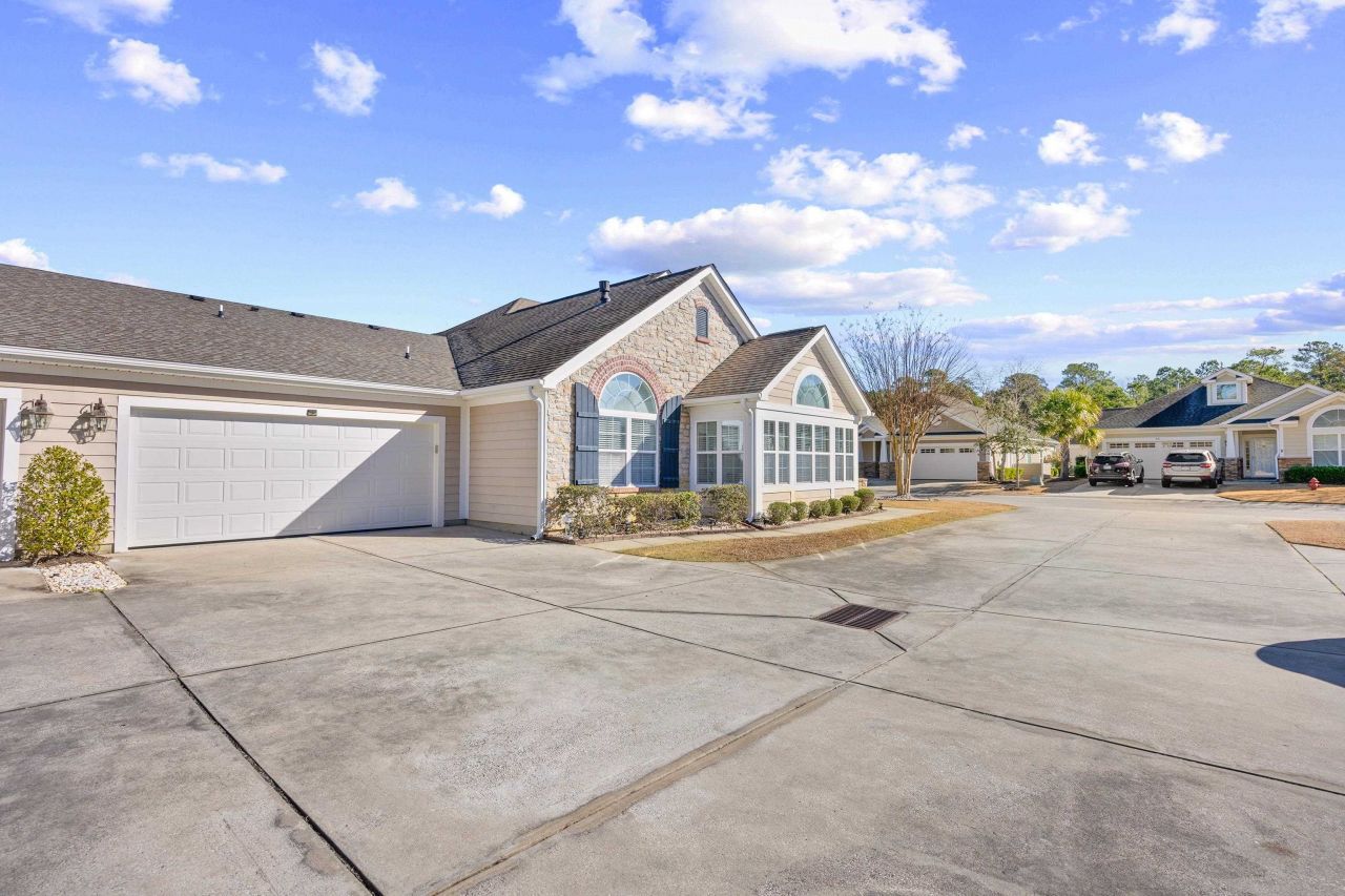 340 Arlington Circle Photo 29