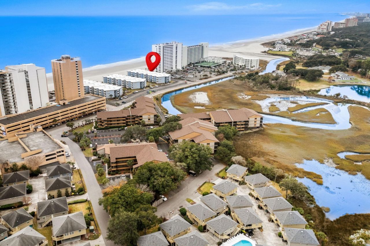 9520 Shore Dr. Photo 20