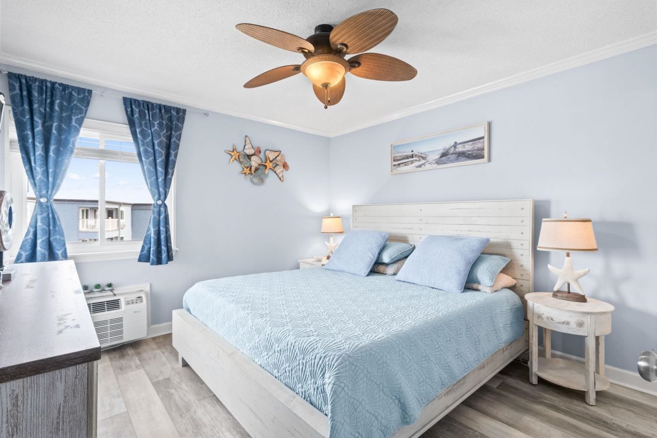 9520 Shore Dr. Photo 8