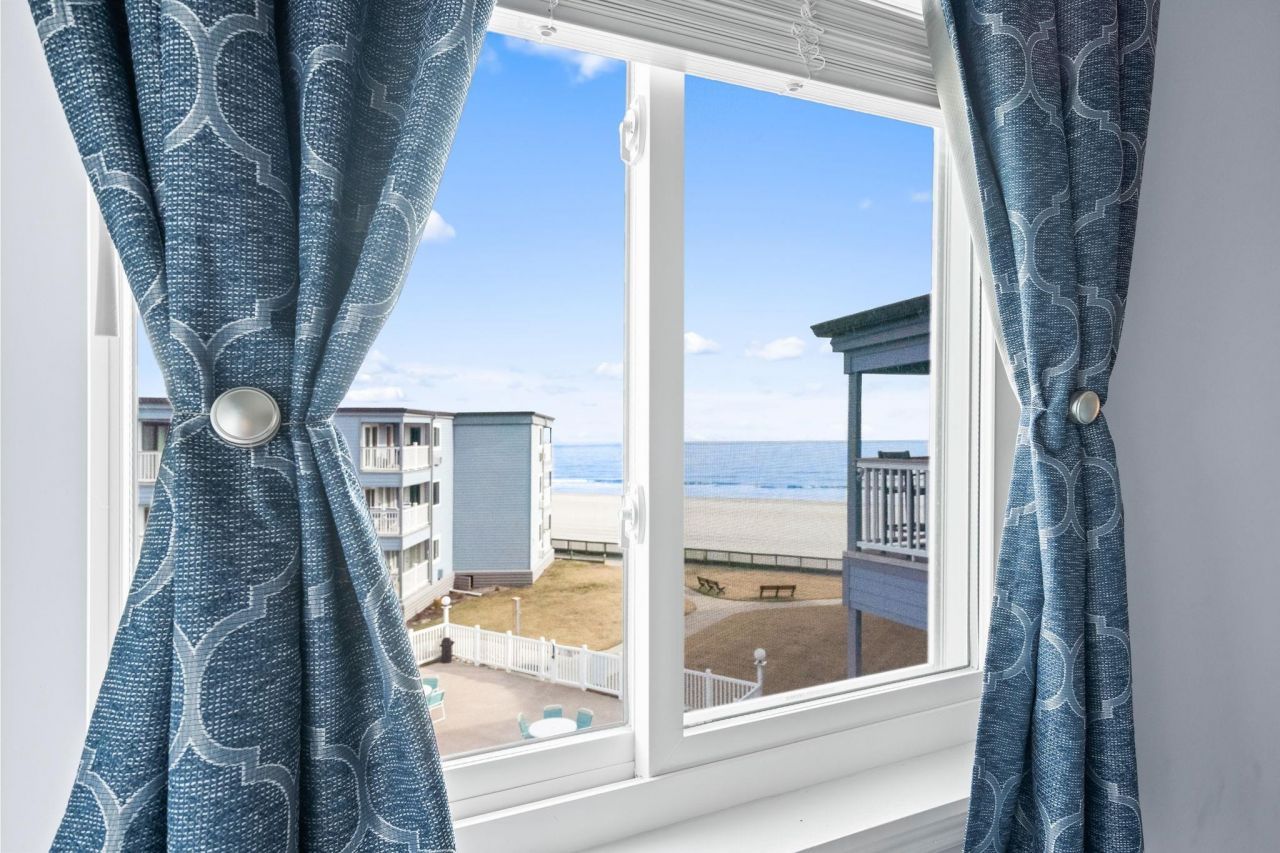 9520 Shore Dr. Photo 9