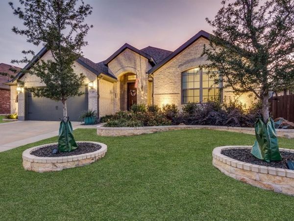 425 Acadia Lane, Forney, TX 75126
