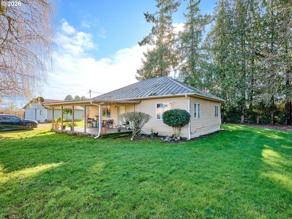 19931 FOBERT NE RD, Hubbard, OR 97032