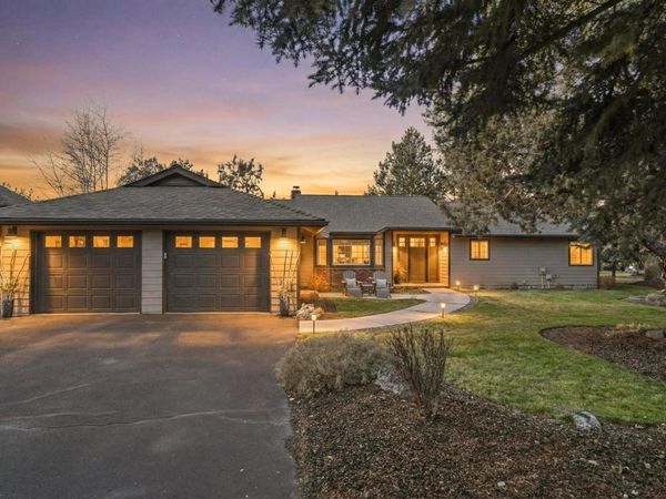 2001 Condor Court, Redmond, OR 97756