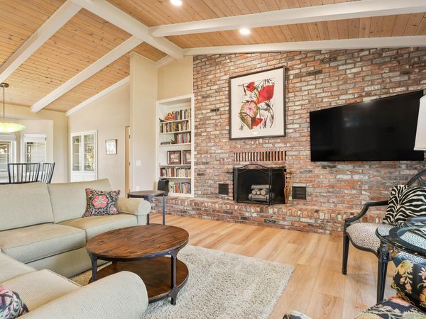 2001 Condor Court, Redmond, OR 97756