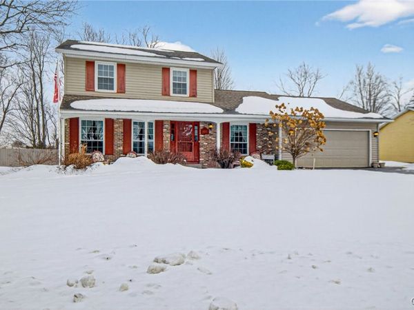 8311 Greenview Dr, Rome, NY 13440