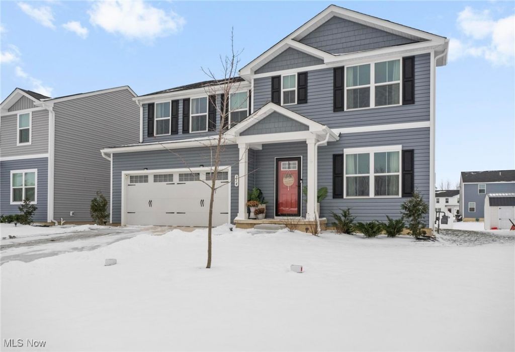 214 Leather Leaf Drive, Elyria, OH 44035 Main Photo