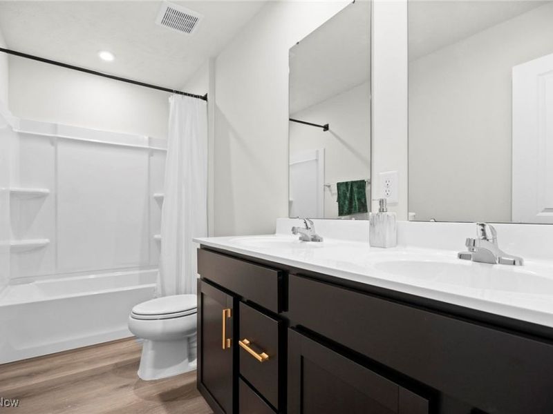 214 Leather Leaf Drive, Elyria, OH 44035 Photo 27