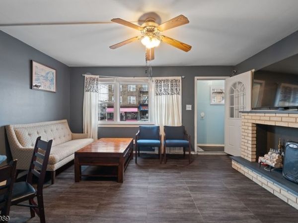 1094 Avenue C, Bayonne, NJ 07002