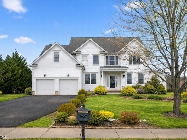 4 Forest Hill Ct, Hanover, NJ 07981