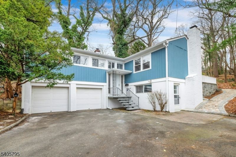 49 Pine Grove Rd, Berkeley Heights, NJ 07922 Main Photo