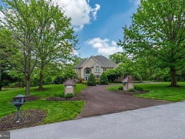 3165 DOE BROOK ROAD, COLLEGEVILLE, PA 19426
