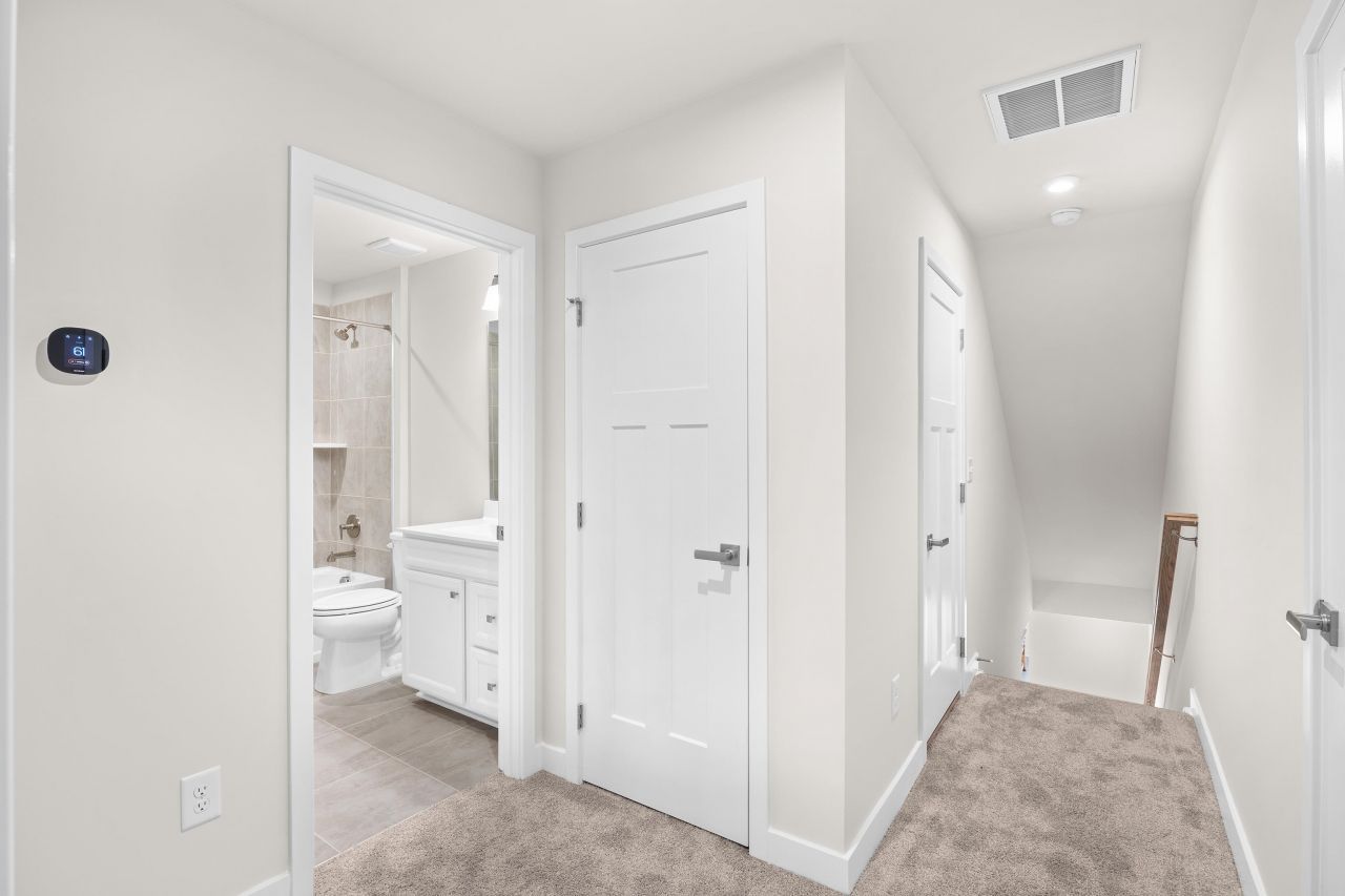 301 Bent Green Ct. Photo 32