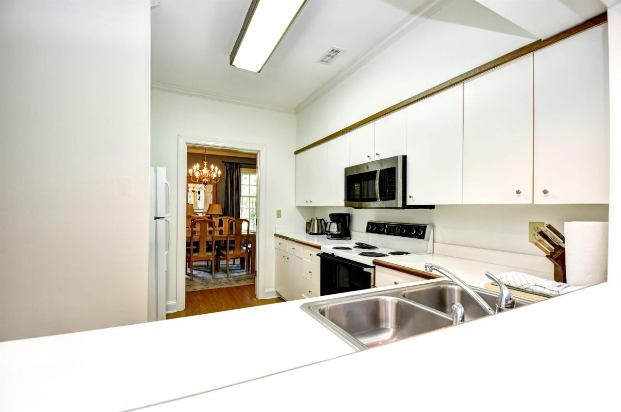 273 Golden Bear Dr. Photo 10