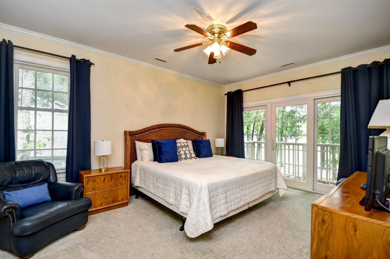 273 Golden Bear Dr. Photo 17