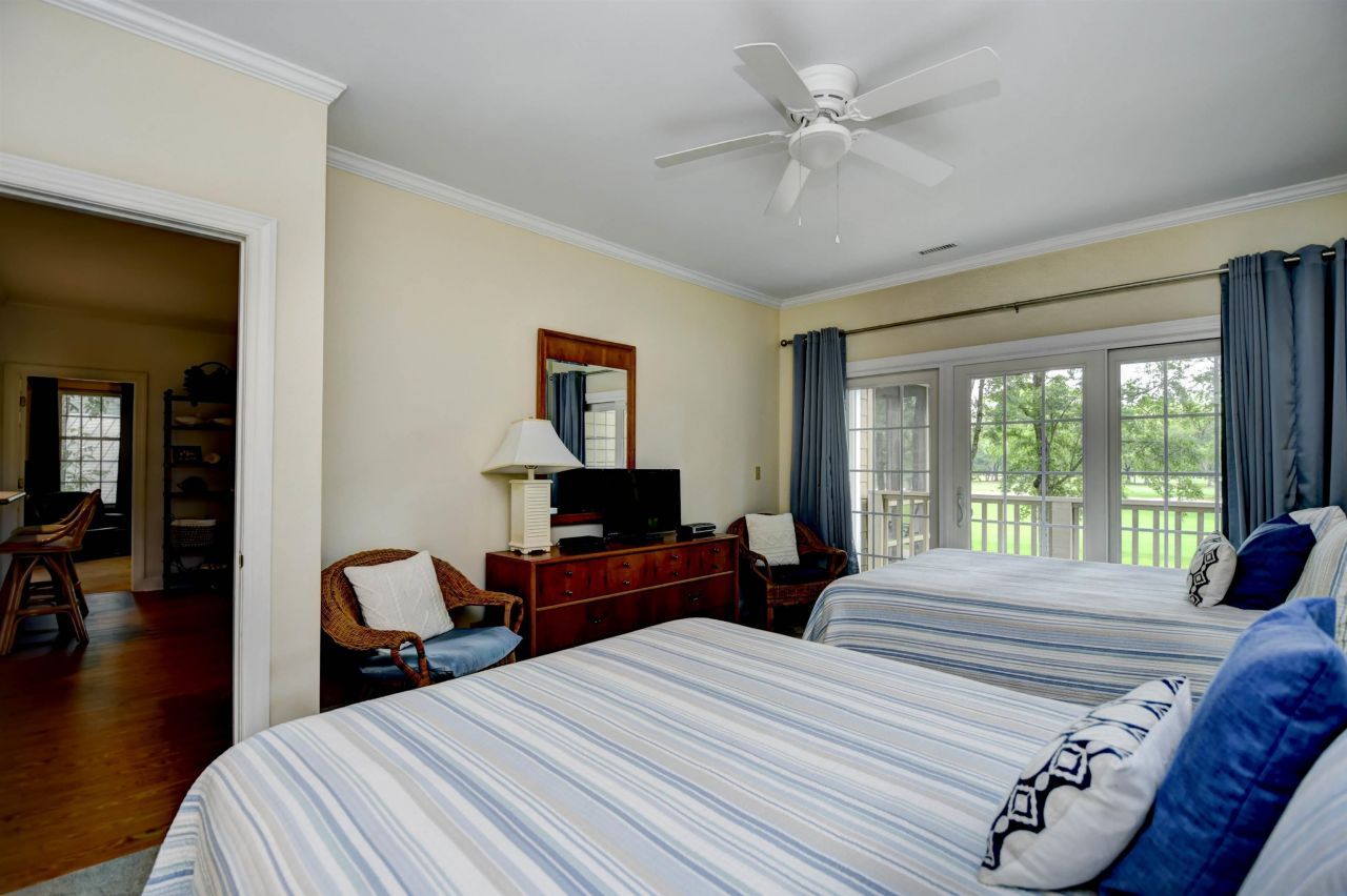 273 Golden Bear Dr. Photo 25