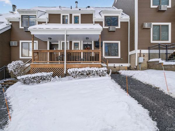 3 Heritage Drive, Unit D, Harriman, NY 10926