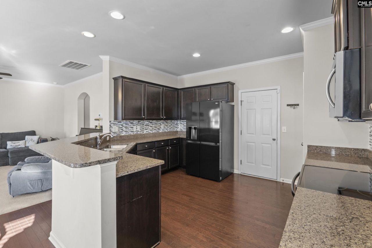 108 Pennsylvania Court Photo 10