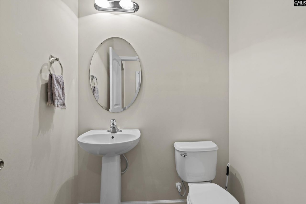 108 Pennsylvania Court Photo 13