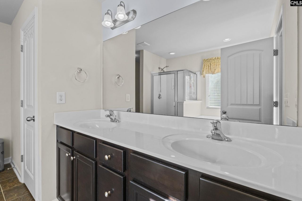 108 Pennsylvania Court Photo 20