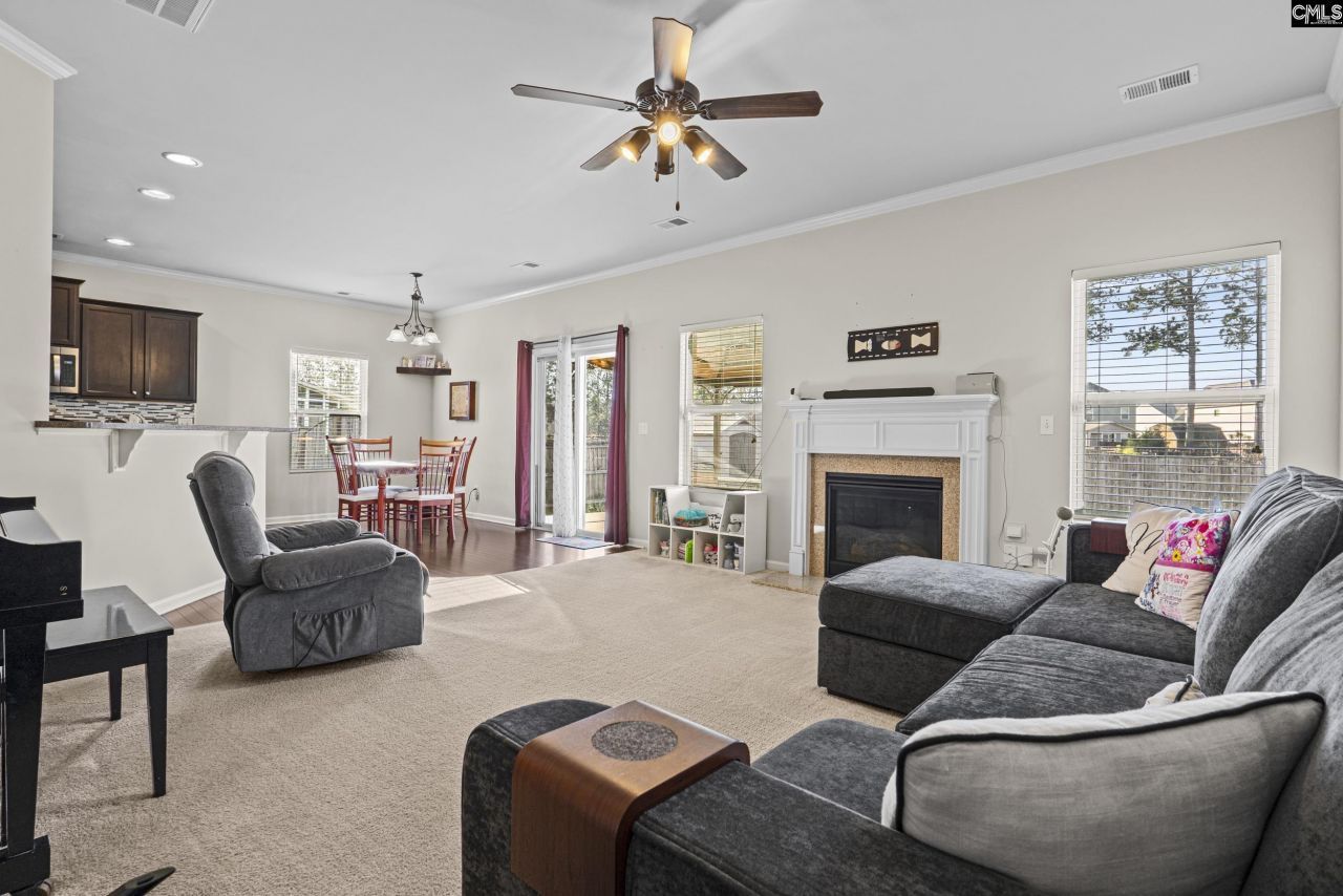 108 Pennsylvania Court Photo 5